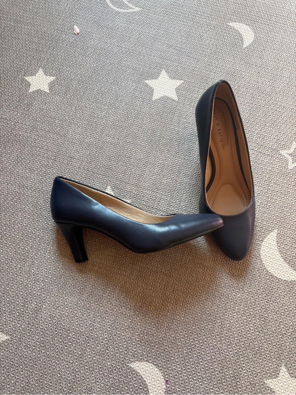 Kelly & Katie Navy Pointed-Toe Mid Heel Pumps